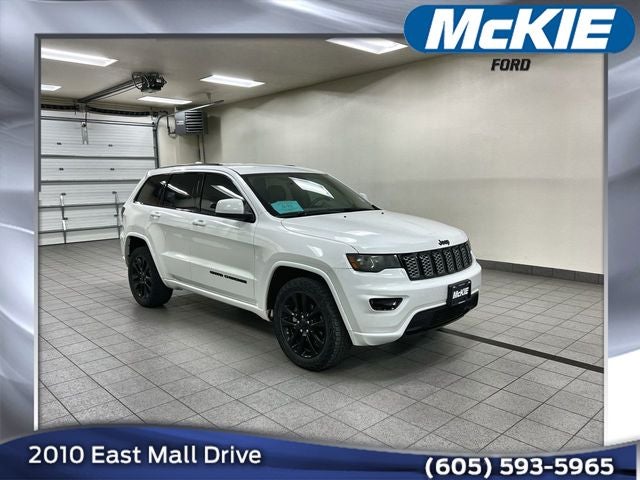 2018 Jeep Grand Cherokee Altitude 4WD's photo