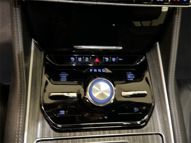 2023 Jeep Wagoneer Series III