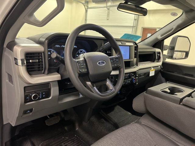 2026 Ford F-550SD XL