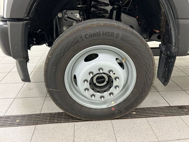 2026 Ford F-550SD XL