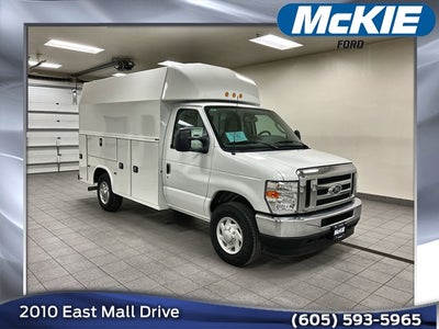 2025 Ford E-350SD Base