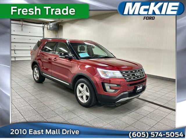 2017 Ford Explorer XLT 4WD's photo