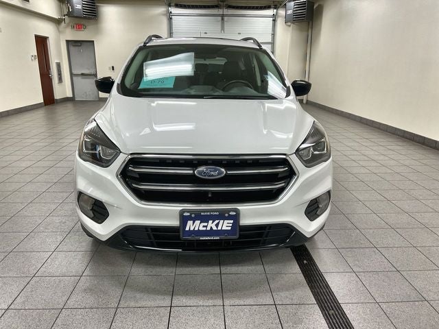 Used 2017 Ford Escape SE with VIN 1FMCU9G93HUD76606 for sale in Rapid City, SD