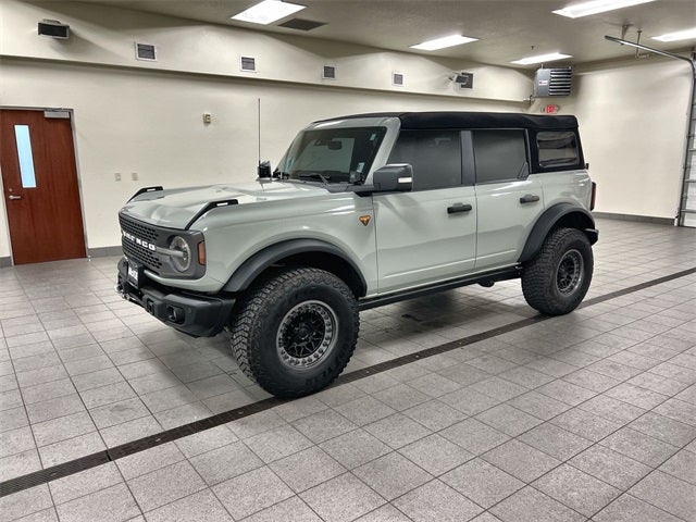 2023 Ford Bronco Badlands