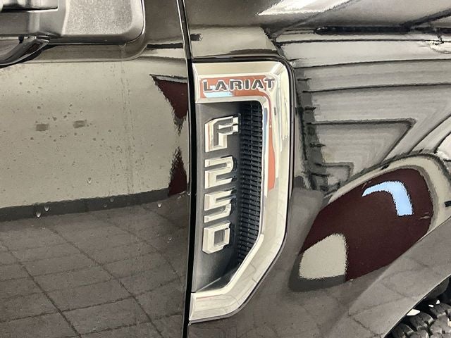 2017 Ford F-250SD Lariat