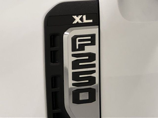 2025 Ford F-250SD XL