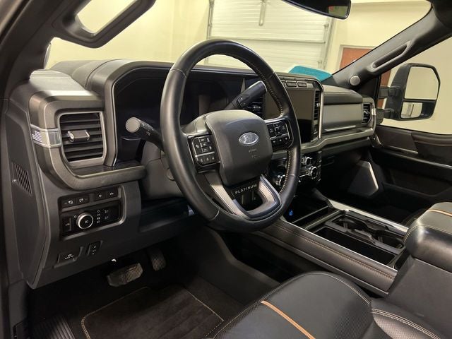 2024 Ford F-350SD Platinum
