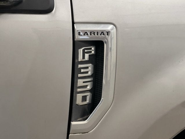 2022 Ford F-350SD Lariat