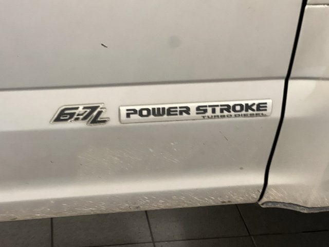 2022 Ford F-350SD Lariat
