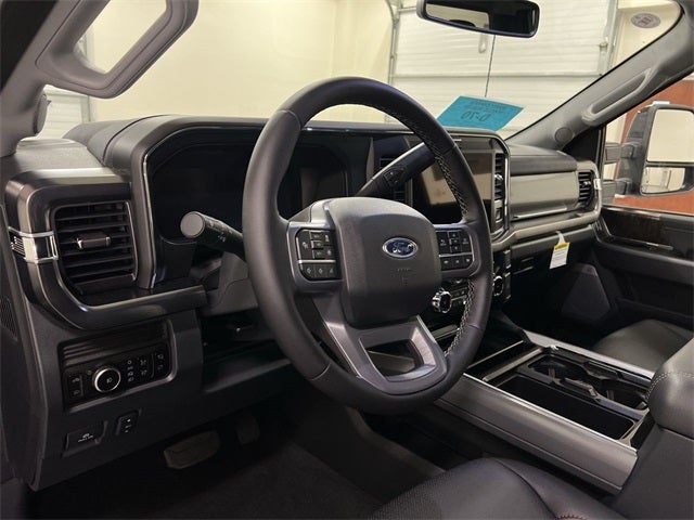 2025 Ford F-350SD Lariat