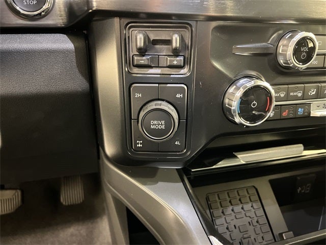 2025 Ford F-350SD Lariat