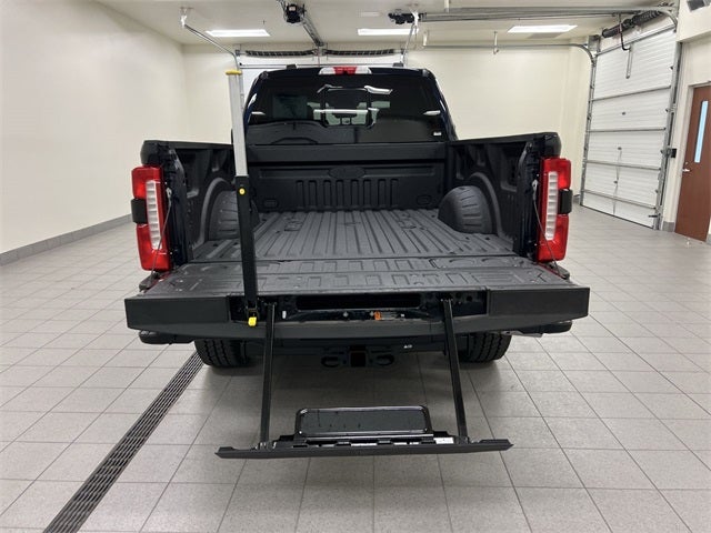 2025 Ford F-350SD Lariat