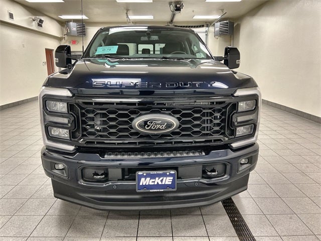 2025 Ford F-350SD Lariat