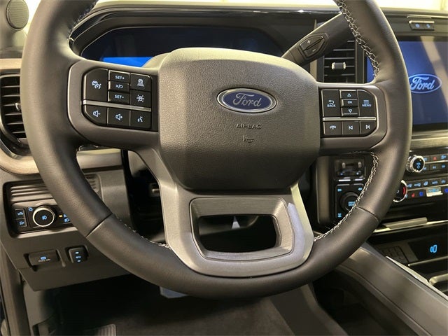 2025 Ford F-350SD Lariat