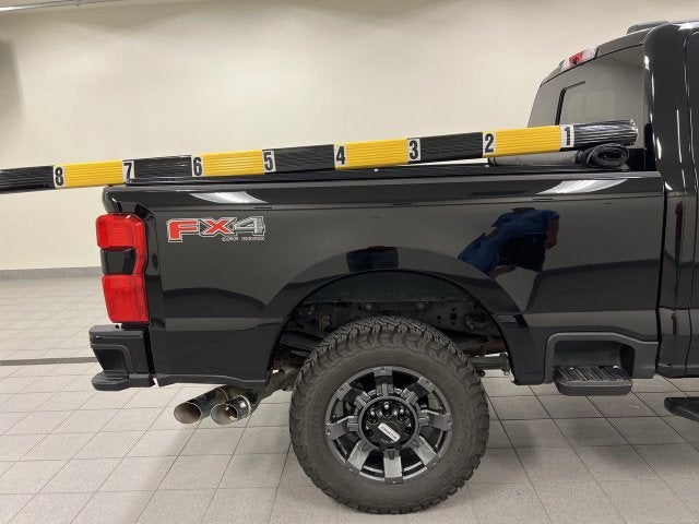 2023 Ford F-350SD Lariat