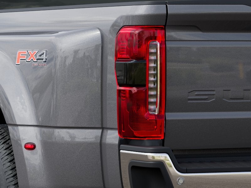 2027 Ford F-350SD Lariat