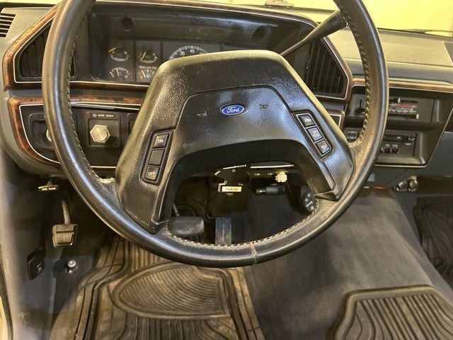 1991 Ford F-250 XLT Lariat