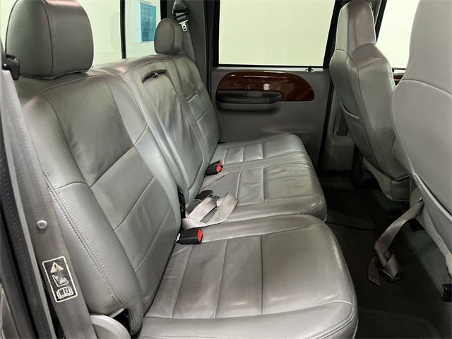 2004 Ford F-350SD Lariat