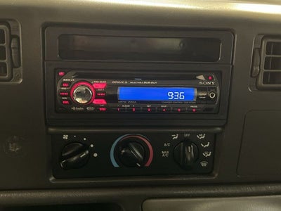 2002 Ford F-350SD Lariat