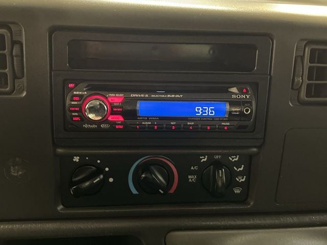 2002 Ford F-350SD Lariat