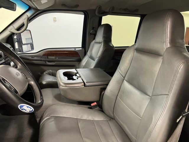 2002 Ford F-350SD Lariat