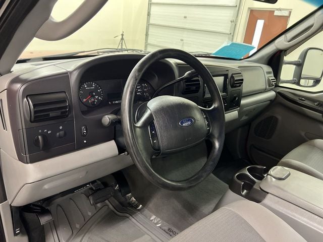 2005 Ford F-350SD XLT DRW