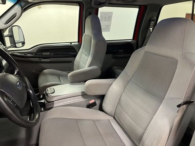 2005 Ford F-350SD XLT DRW
