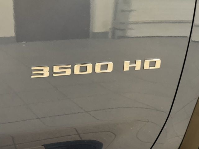 2025 Chevrolet Silverado 3500HD LTZ