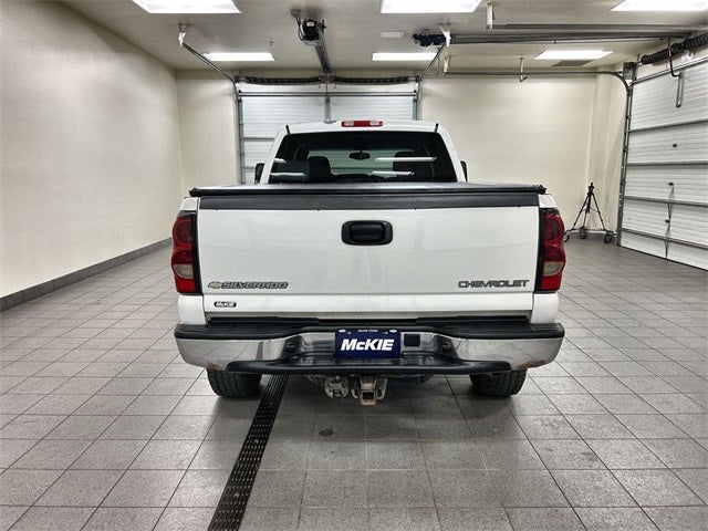 2005 Chevrolet Silverado 2500HD LS