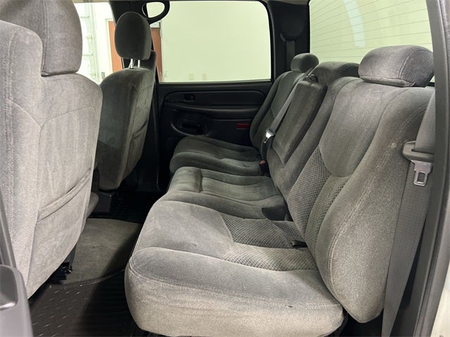 2005 Chevrolet Silverado 2500HD LS