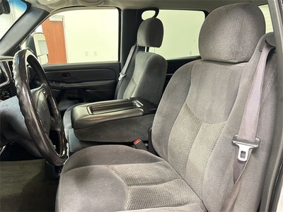 2005 Chevrolet Silverado 2500HD LS