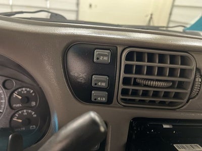 2004 Chevrolet Blazer LS