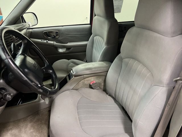 2004 Chevrolet Blazer LS
