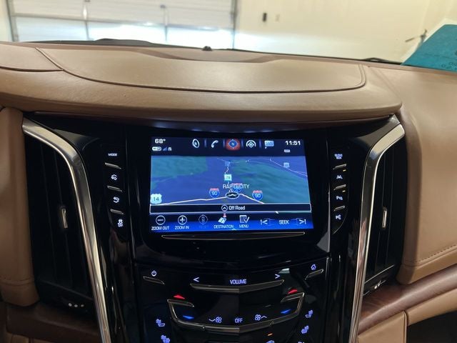 2017 Cadillac Escalade Platinum Edition