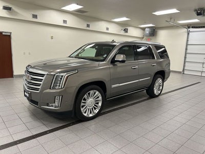 2017 Cadillac Escalade Platinum Edition