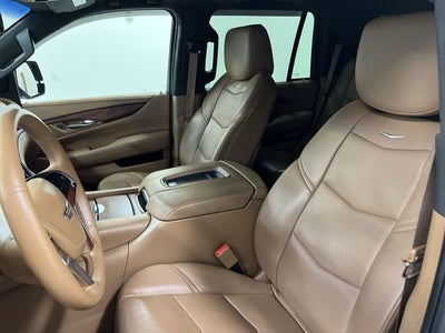 2017 Cadillac Escalade Platinum Edition
