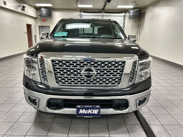 2017 Nissan Titan SL