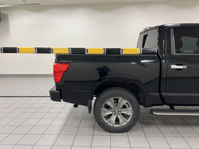 2017 Nissan Titan SL