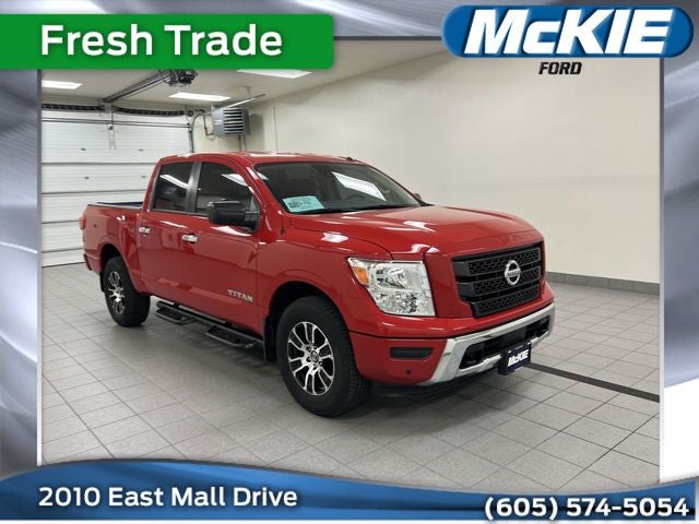 2021 Nissan Titan SV
