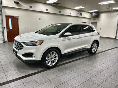 2021 Ford Edge Titanium