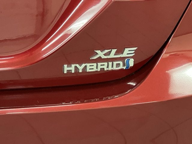 2020 Toyota Camry Hybrid XLE