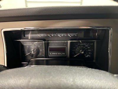 2013 Lincoln Navigator L Base