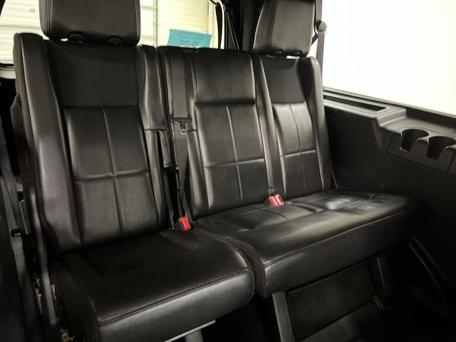 2013 Lincoln Navigator L Base