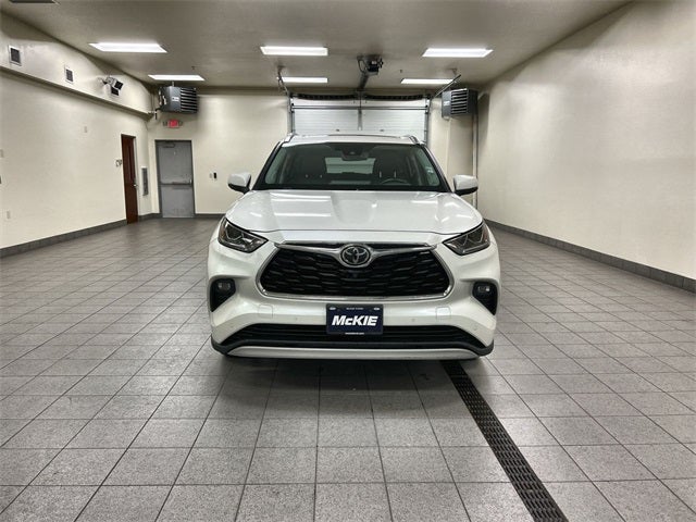 2020 Toyota Highlander Platinum