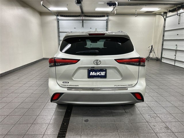 2020 Toyota Highlander Platinum