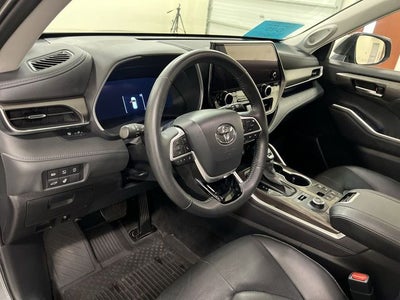 2024 Toyota Highlander Limited