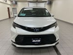 2024 Toyota Sienna XLE 8 Passenger