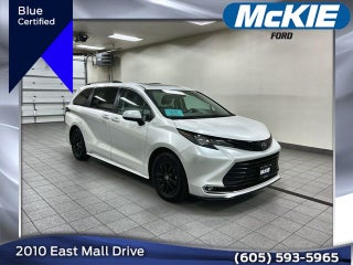 2024 Toyota Sienna XLE 8 Passenger