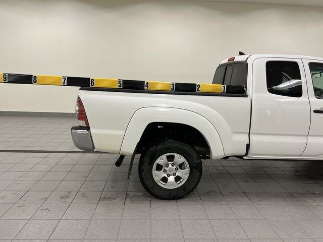 2015 Toyota Tacoma Base