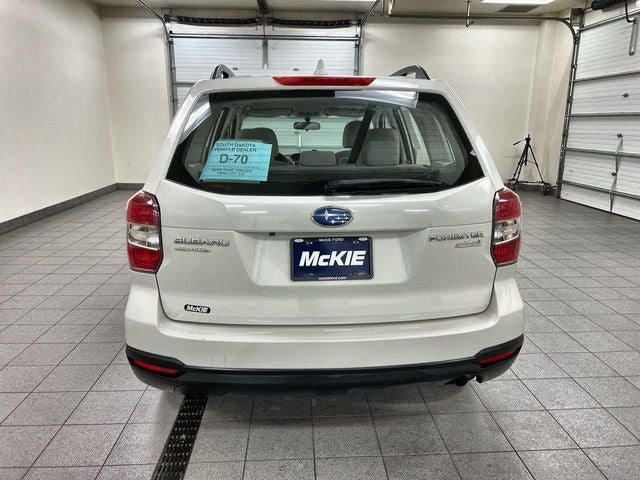 2016 Subaru Forester 2.5i